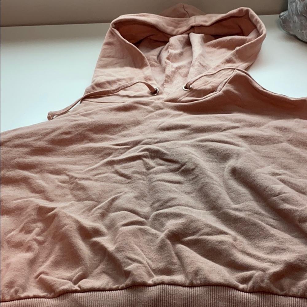 cropped pink hoodie